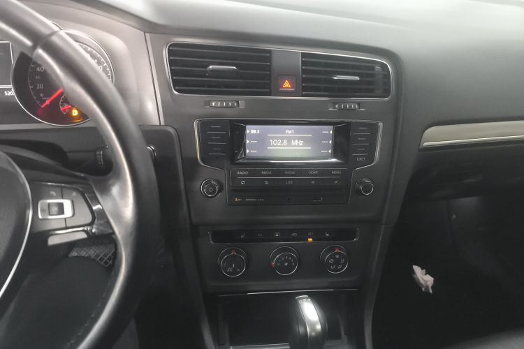 大众 高尔夫 2015款 1.4TSI 自动豪华型中控内饰16