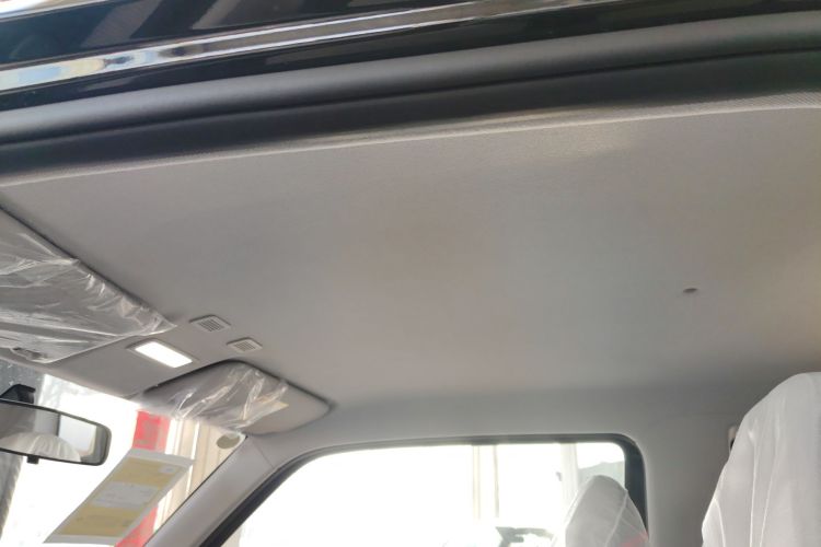 吉利银河 2025款 210km 熊猫卡丁中控内饰22