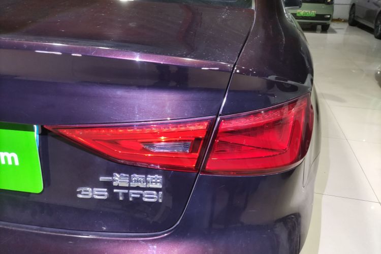 奥迪A3 2015款 Limousine 35 TFSI 百万纪念舒享型车身外观9