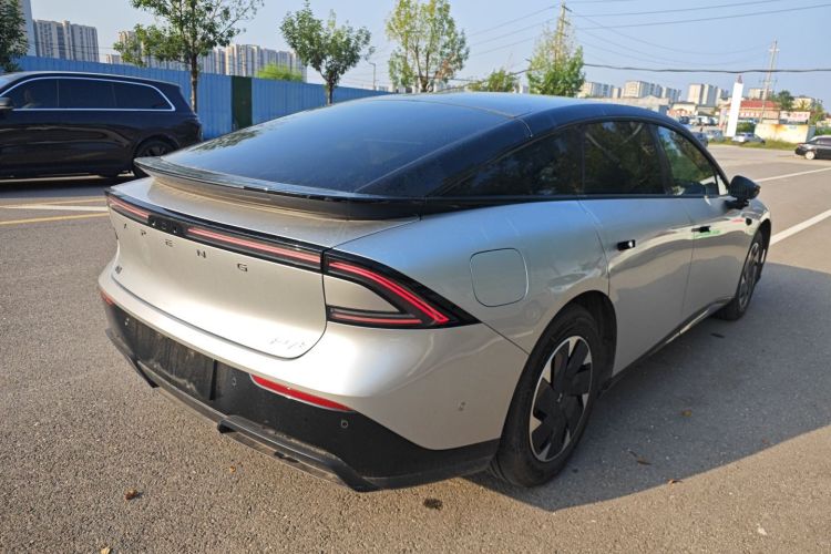 小鹏P7+ 2024款 超长续航 Max车身外观7