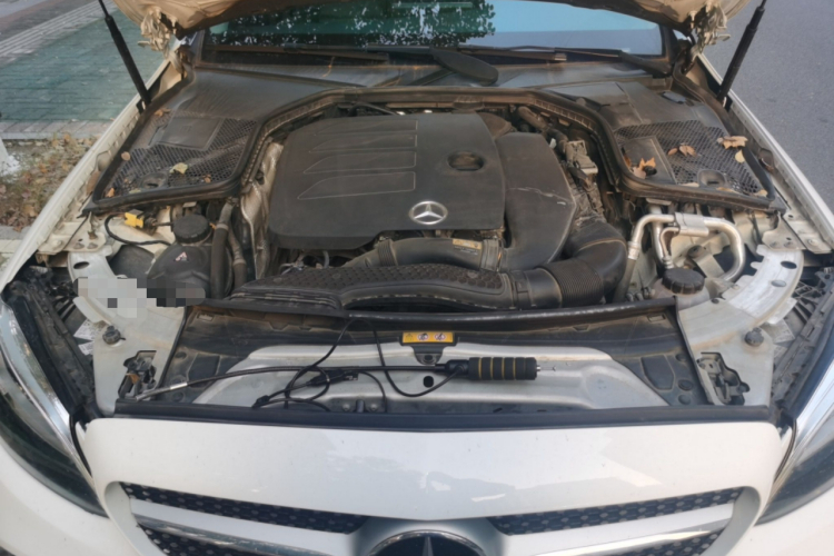 奔驰C级 2020款 改款 C 260 L 运动版局部细节24