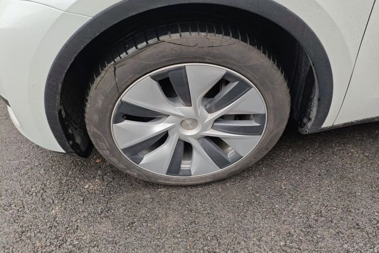 特斯拉 Model Y 2022款 改款 后轮驱动版车身外观6007