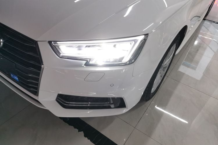 奥迪A4L 2019款 40 TFSI 进取型 国VI局部细节36