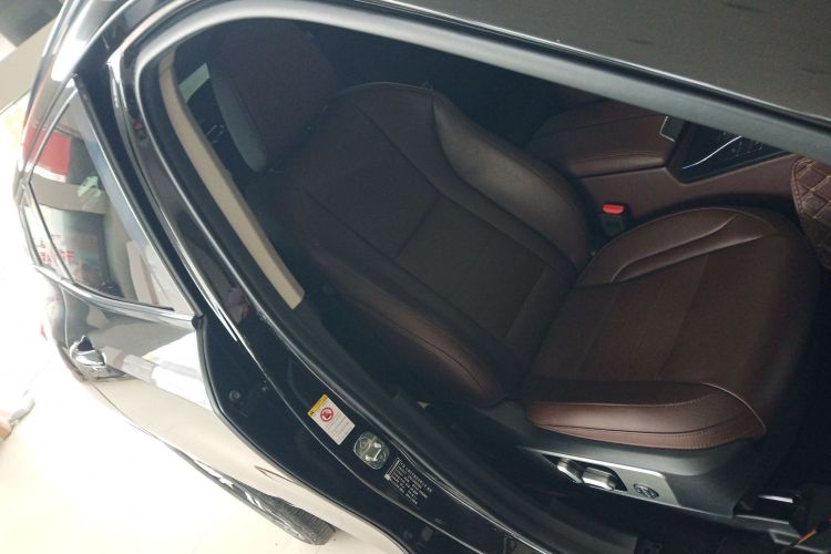 魏牌 VV7 2019款 升级款 2.0T 旗舰型 国VI局部细节41