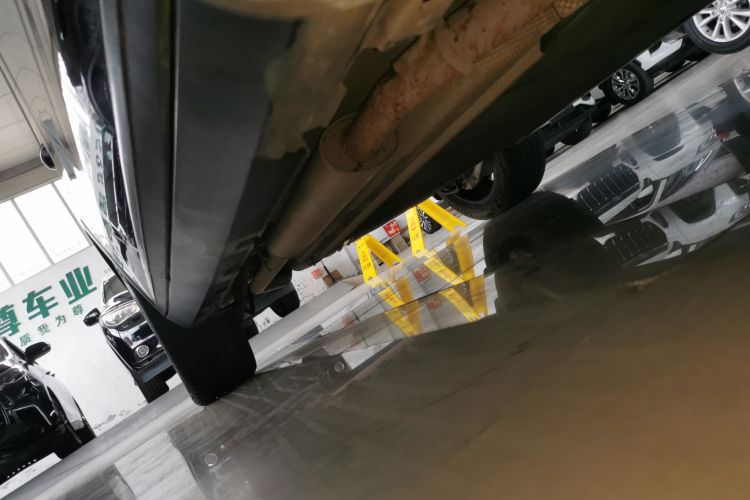 比亚迪 唐新能源 2023款 DM-i 冠军版 112KM 尊享型局部细节9001