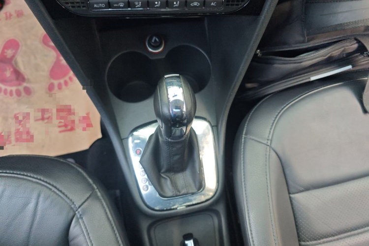 大众 Polo 2013款 1.6L 自动豪华版中控内饰18