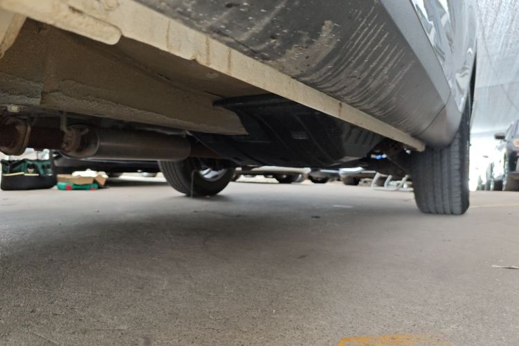 哈弗H6 2020款 1.5GDIT 自动铂金都市版机舱底盘30