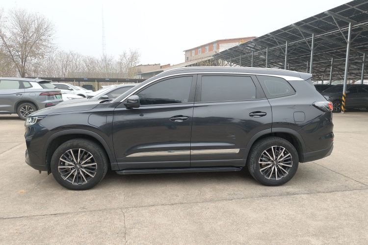 奇瑞 瑞虎8 PLUS鲲鹏e+ 2022款 PHEV 1.5T都市e+车身外观4