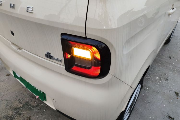 吉利银河 熊猫 2025款 210km 元气熊车身外观6006