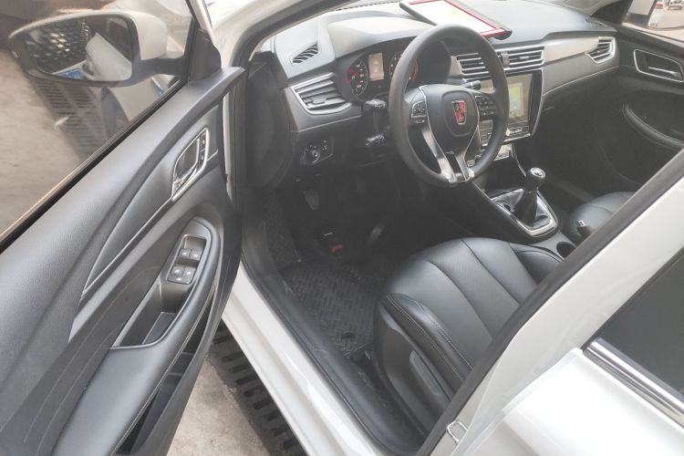 荣威i5 2019款 1.5L 手动4G互联朗豪版中控内饰20