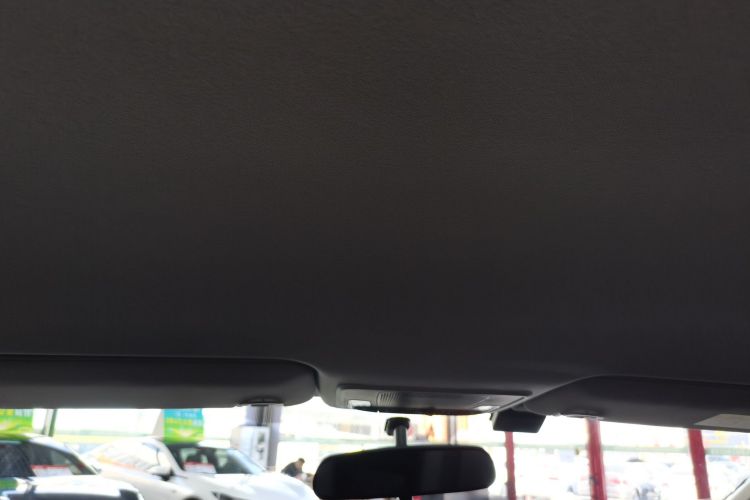 本田e:NS1 2022款 e型版中控内饰22