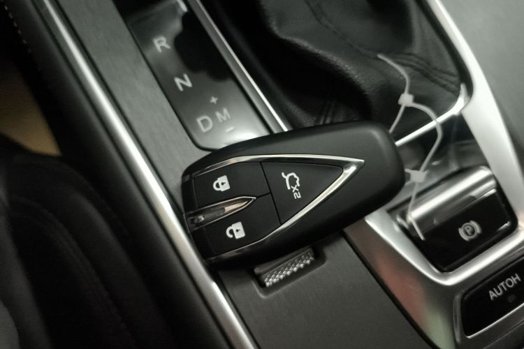 长安CS75 2023款 畅享版 1.5T DCT尊贵版中控内饰11