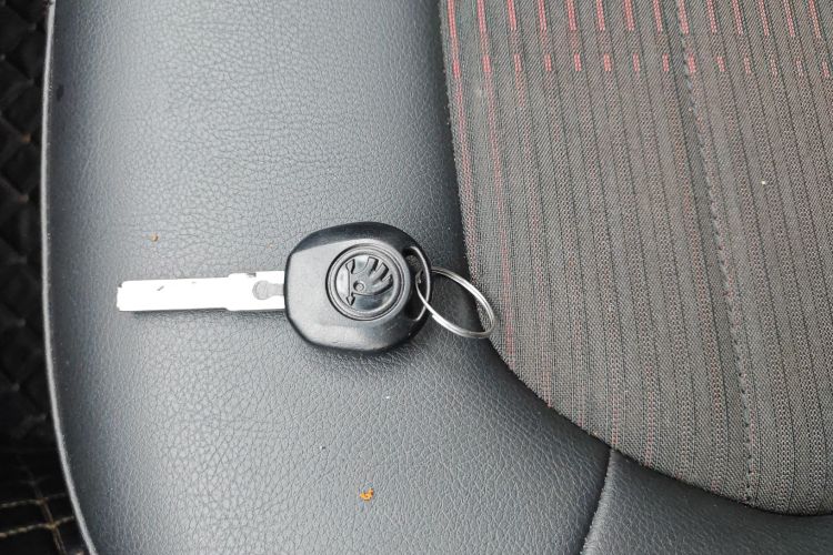 斯柯达 昕动 2016款 1.6L 自动智行版中控内饰11