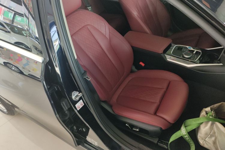 宝马i3 2024款 eDrive 35 L局部细节41