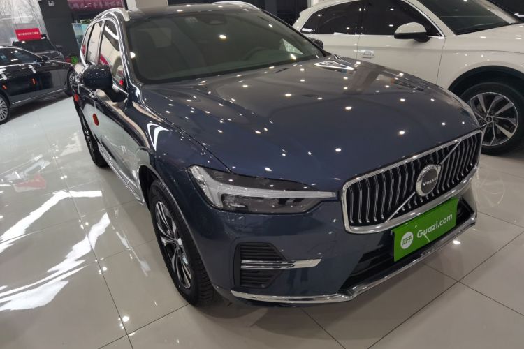 沃尔沃XC60 2023款 B5 四驱智逸豪华版车身外观6002