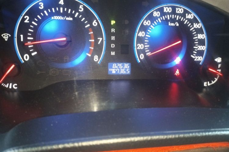 马自达8 2015款 2.5L 领航版中控内饰15