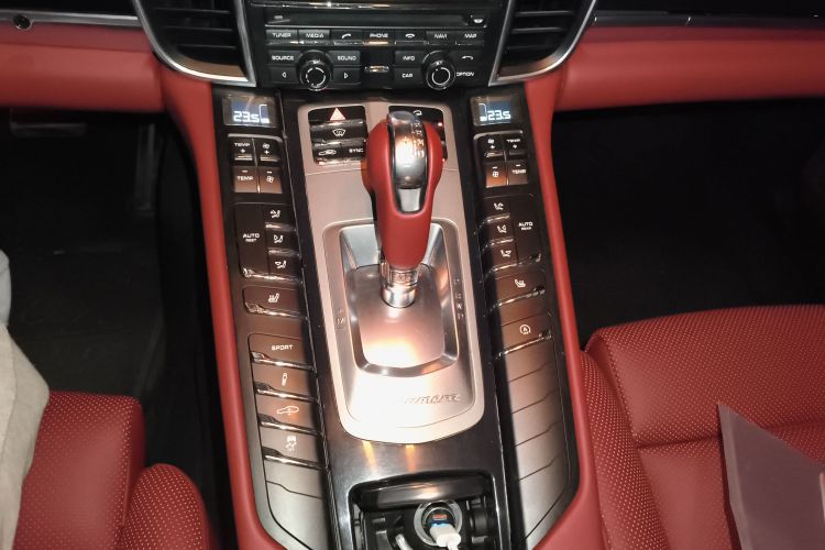 保时捷 2014款 Panamera 3.0T中控内饰18