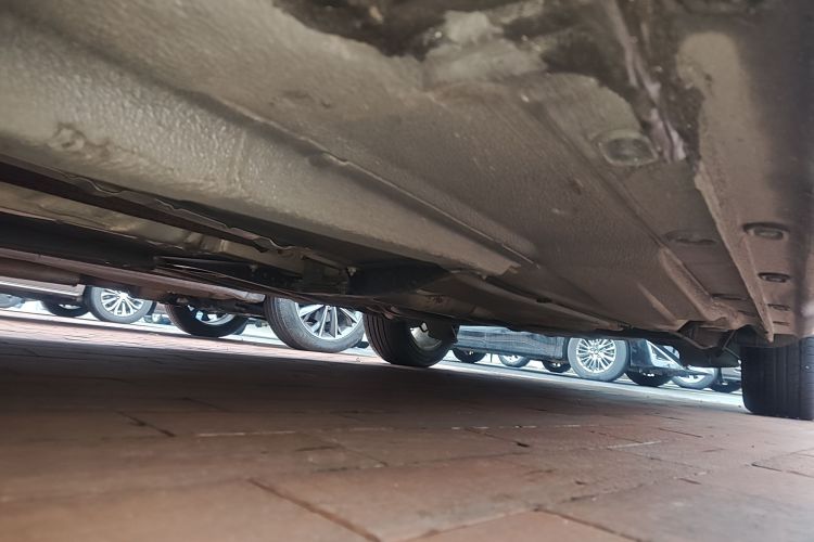 大众 朗逸 2011款 1.6L 自动品雅版局部细节9004