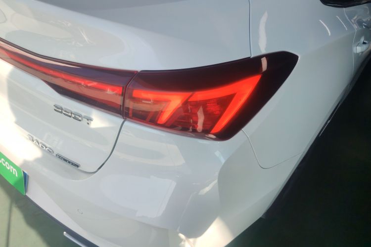 长安 逸动 2024款 PLUS 蓝鲸NE 1.4T GDI DCT高能版车身外观6006