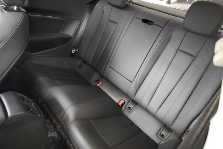 奥迪A5 2021款 Coupe 40 TFSI 时尚动感型中控内饰7004