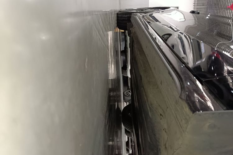 领克03 2022款 1.5TD DCT劲Plus机舱底盘29