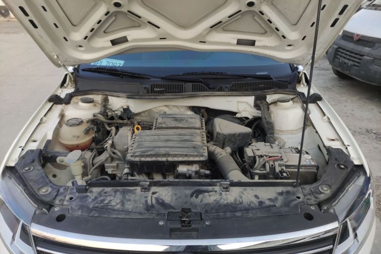 大众 2019款 朗逸启航 1.5L 自动风尚版 国VI机舱底盘24