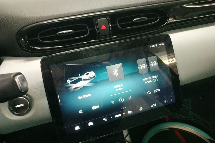 零跑汽车 零跑T03 2022款 耀金版中控内饰16