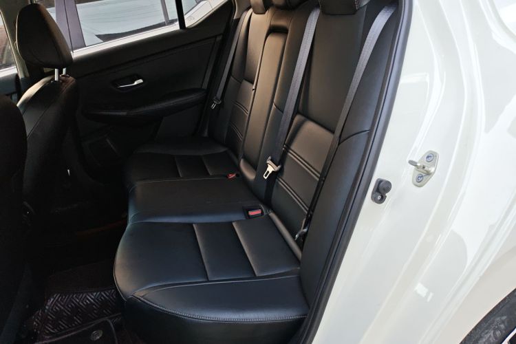 日产 轩逸 2021款 1.6L XL CVT悦享版中控内饰21