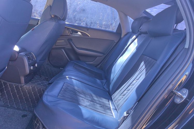 奥迪A6L 2012款 30 FSI 舒适型中控内饰21