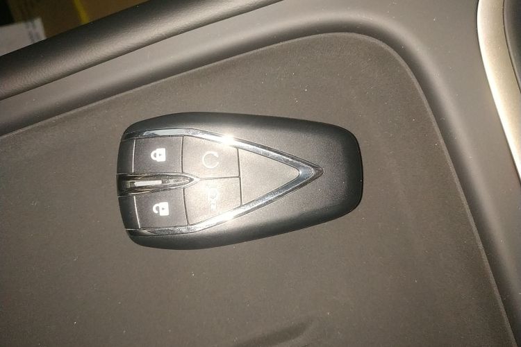 长安 逸动 2026款 第四代 1.5T 500Bar 智享型中控内饰7001