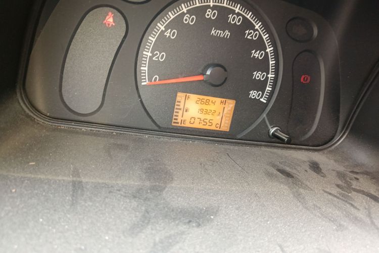 五菱汽车 五菱之光 2020款 1.2L 实用型 国VI LSI中控内饰15