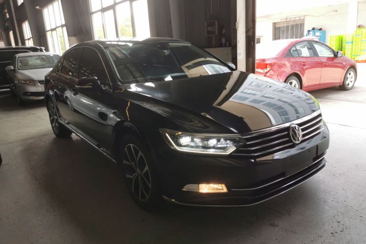 大众 迈腾 2017款 330TSI DSG 尊贵型车身外观6002