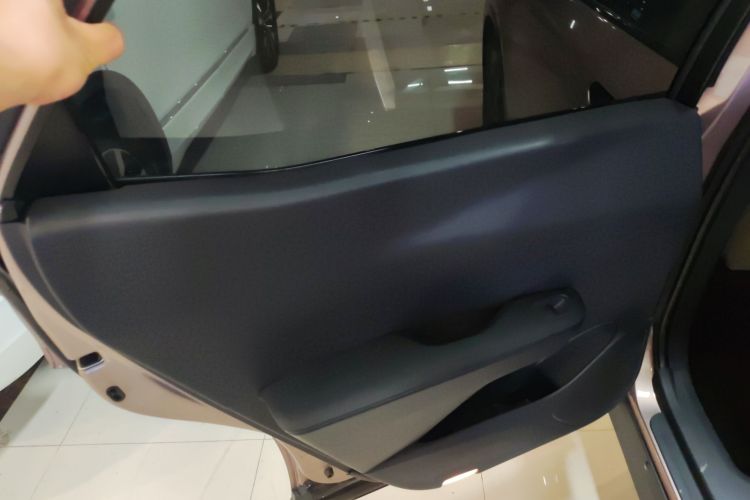 丰田bZ3 2023款 616km 长续航Premium中控内饰49