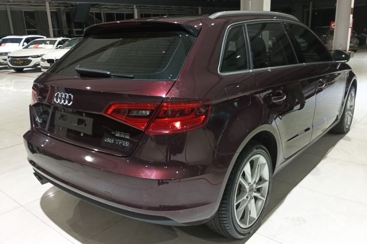 奥迪A3 2015款 Sportback 35 TFSI 百万纪念舒享型车身外观7