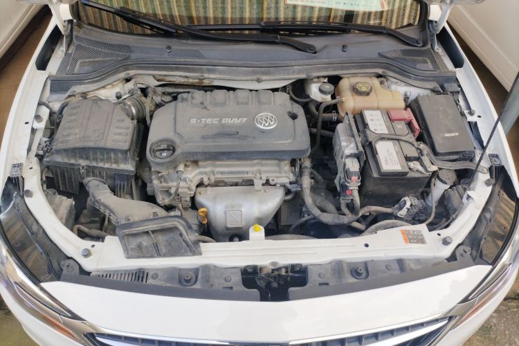 别克 英朗 2021款 改款 典范 1.5L 自动精英型局部细节24