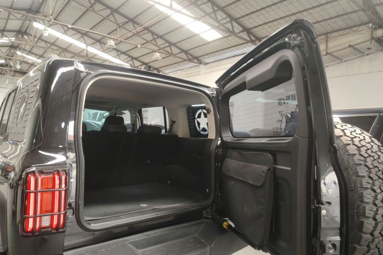 坦克300 2021款 越野版 2.0T 征服者局部细节23