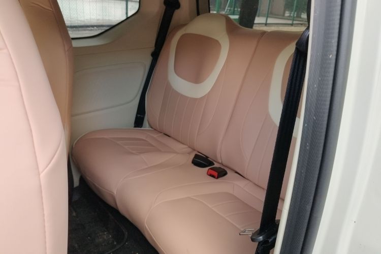 五菱汽车 宏光MINIEV 2024款 第三代 215km 进阶版中控内饰7004