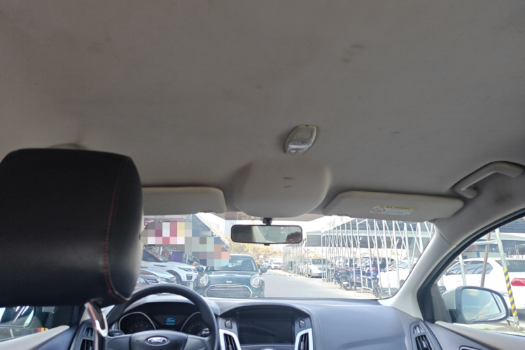 福特 福克斯 2018款 三厢经典 1.6L 自动舒适型智行版中控内饰22