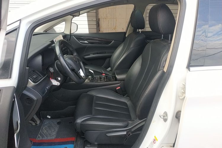 比亚迪 宋MAX 2019款 1.5T 自动智联睿进型 6座 国VI中控内饰19