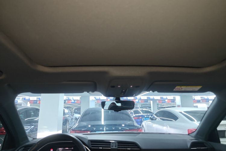 奥迪Q3 2024款 35 TFSI 时尚动感型中控内饰22