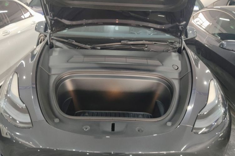 特斯拉 Model Y 2024款 后轮驱动版局部细节24