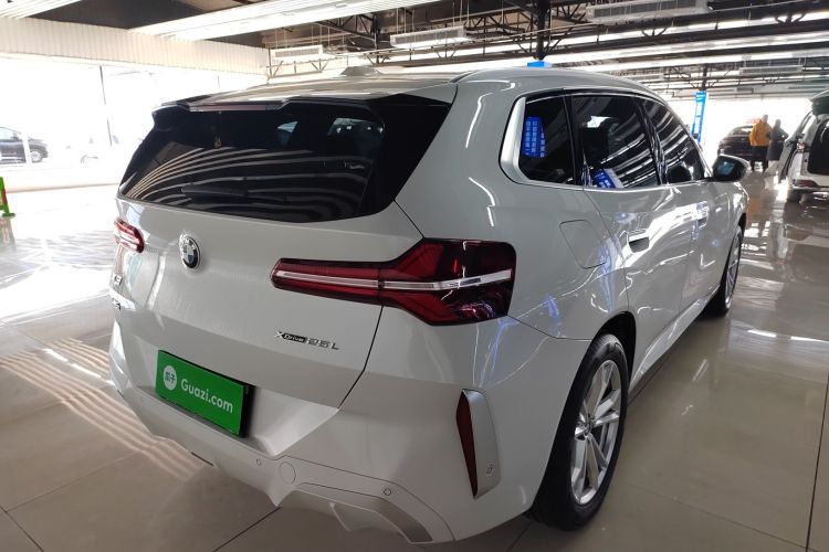 宝马X3 2025款 xDrive25L 豪华套装车身外观7