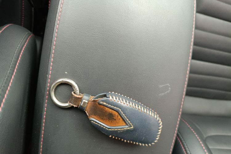 名爵HS 2018款 20T 自动两驱荷尔蒙激情版 国V中控内饰7001