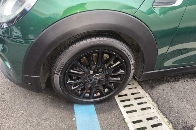 MINI 2016款 1.5T COOPER 五门版车身外观6006