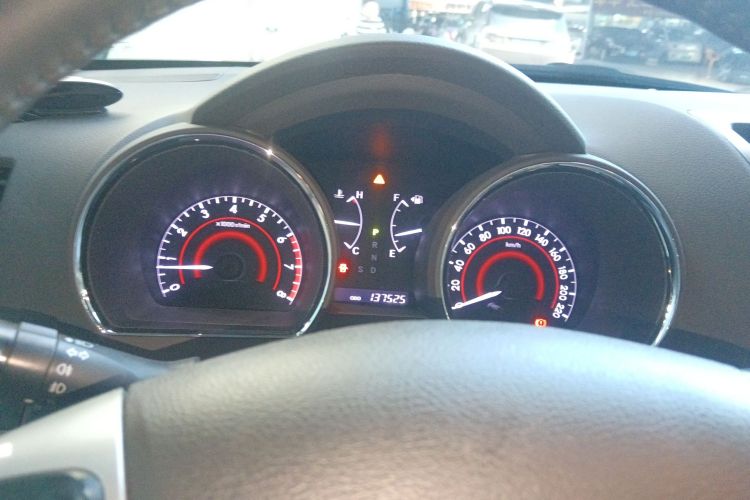 丰田 汉兰达 2012款 2.7L 两驱7座豪华版中控内饰14