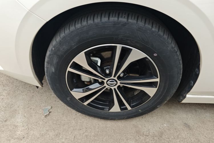 日产 轩逸 2022款 1.6L XL CVT悦享版车身外观6007