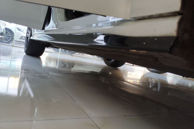 大众 高尔夫 2021款 280TSI DSG R-Line局部细节9001