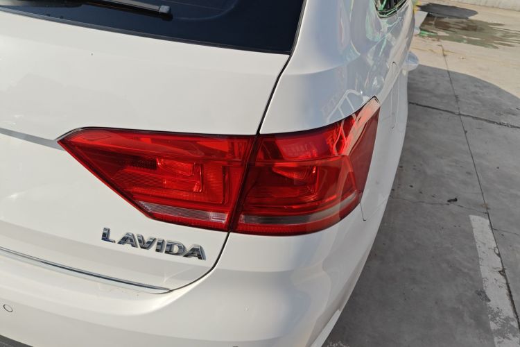 大众 朗行 2013款 1.6L 手动舒适型车身外观6006