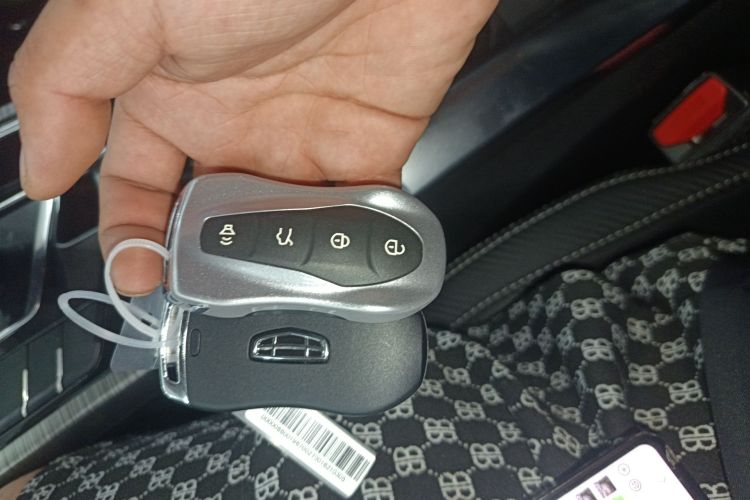 吉利汽车 博越 2020款 1.8TD DCT智联PRO中控内饰11