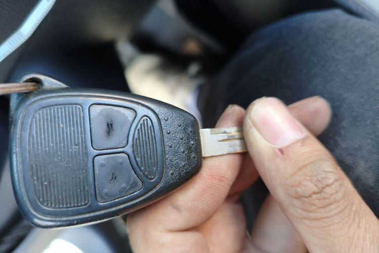 Jeep 指南者(进口) 2014款 改款 2.4L 四驱舒适版中控内饰7001